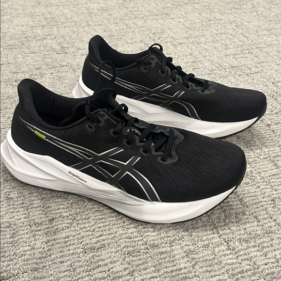 ASICS MEN\'S VERSABLAST 4 RUNNING SHOES 11.5 Wide main image 5